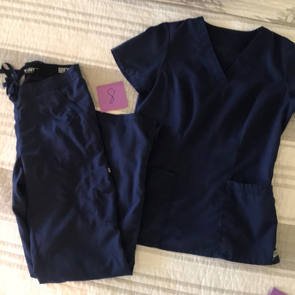 Grey’s Anatomy Barco Navy Scrub Set